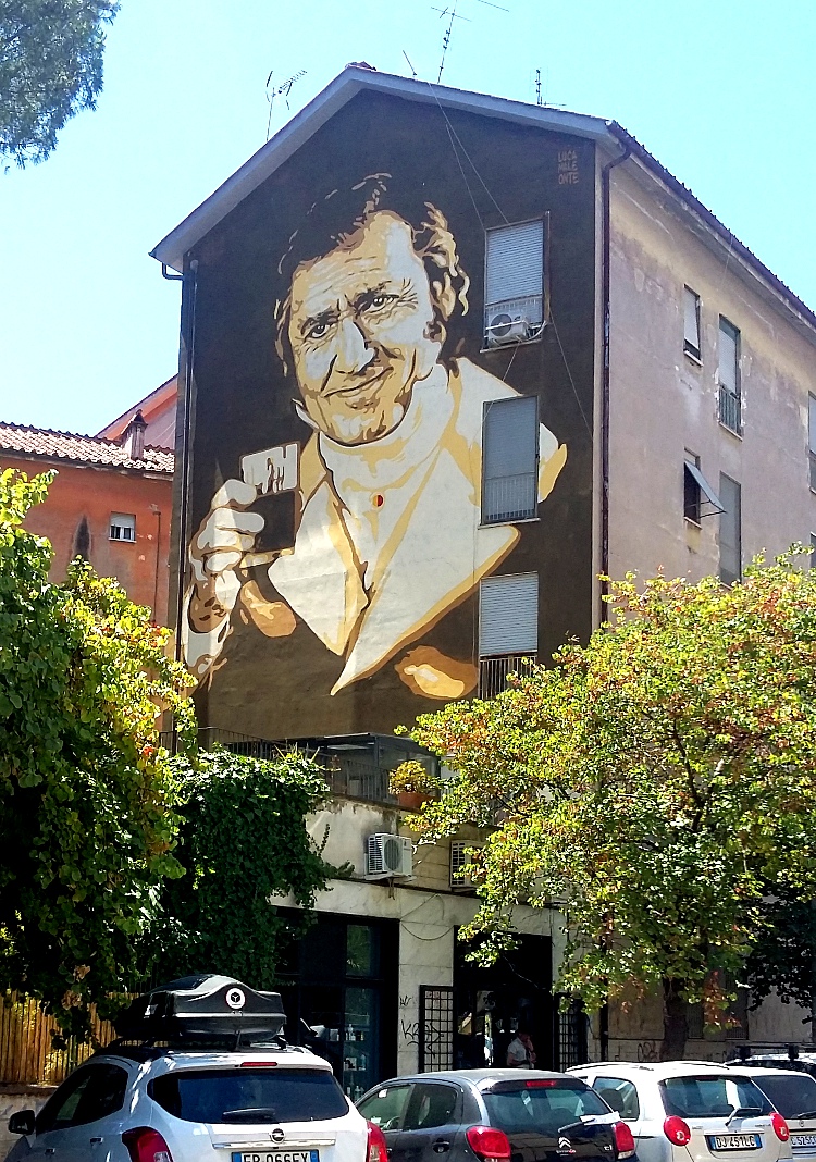 Lucamaleonte (IT), Alberto Sordi, 2021 (foto 2022) - via Persico