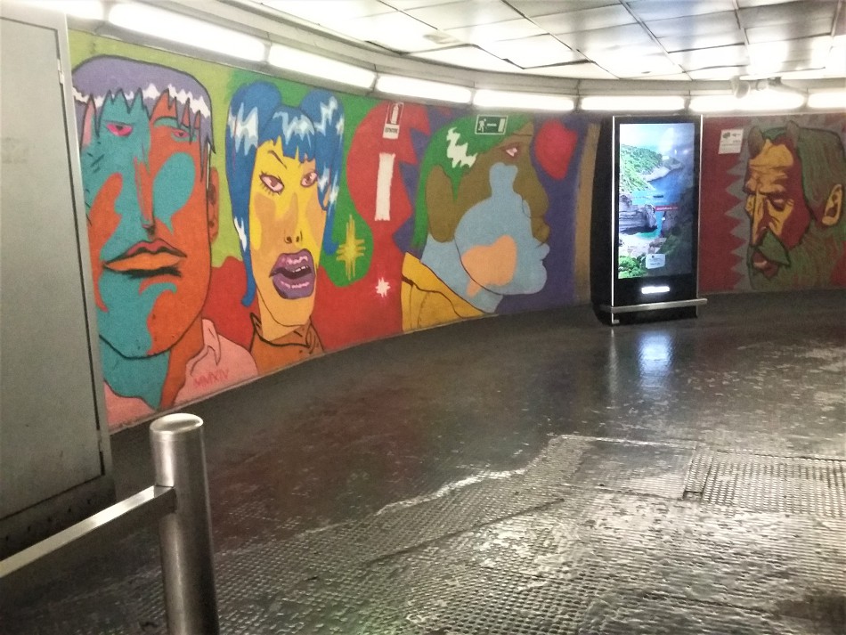 Popay (F), Metro Spagna